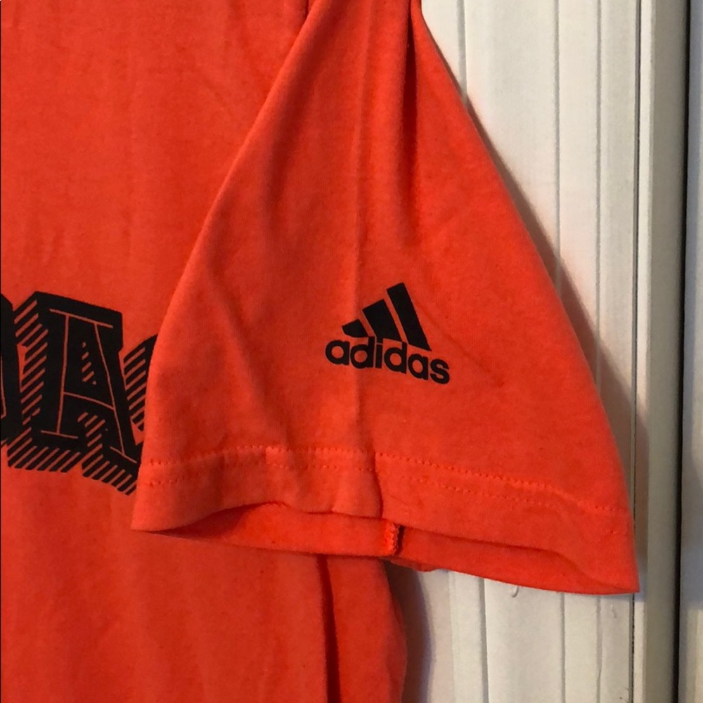 Tee - Picture 3 of 5